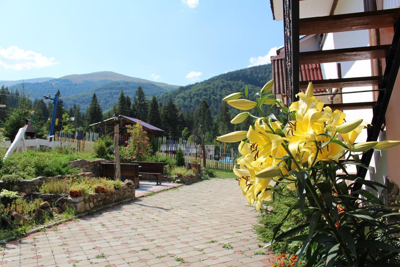 Goryanyn Hotel Pilipets Exterior foto